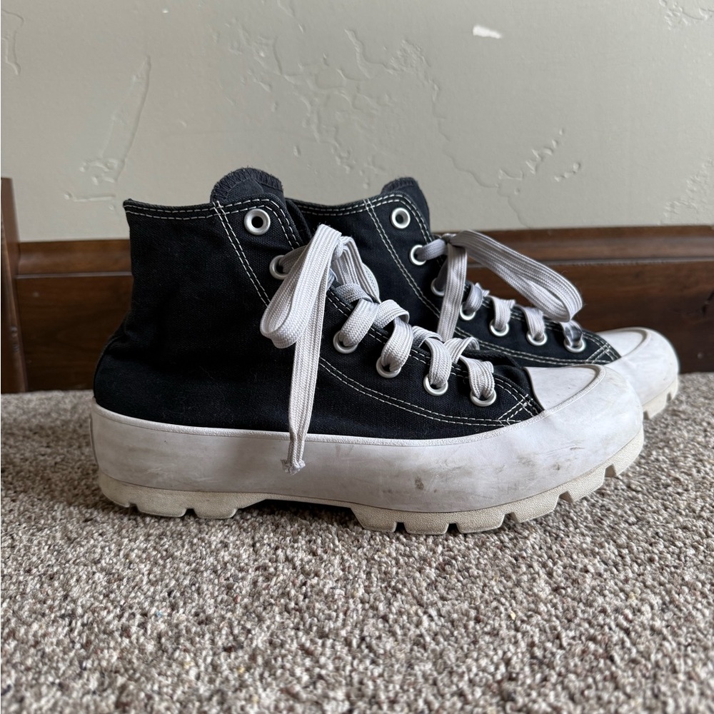 Womens Converse Chuck Taylor All Star Lugged Sneaker